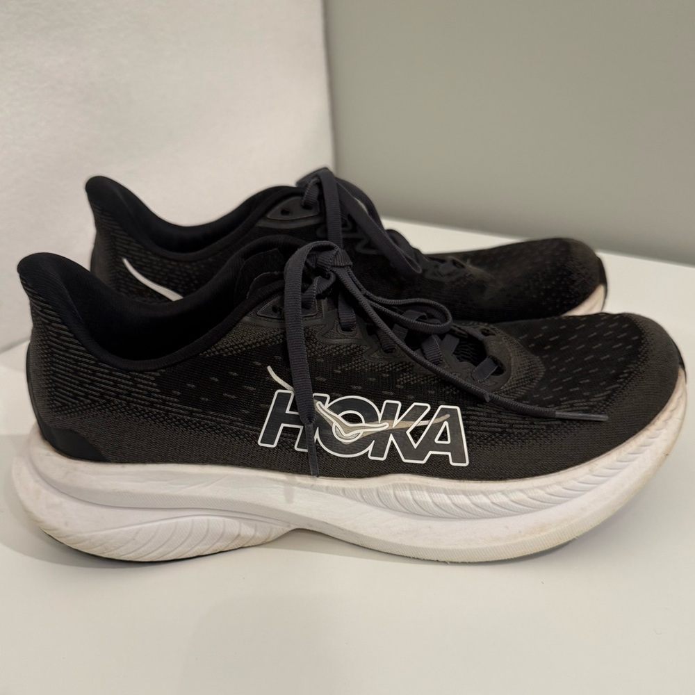 Hoka One One Mach 6 Women’s 8.5B Running Shoe Black/white